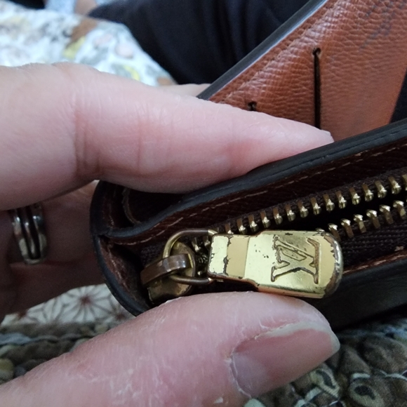 Louis Vuitton compact zipped wallet - Picture 7 of 12